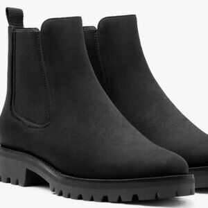 Thursday “The Legend” – Black Matte Boots – Women’s Size 7.5